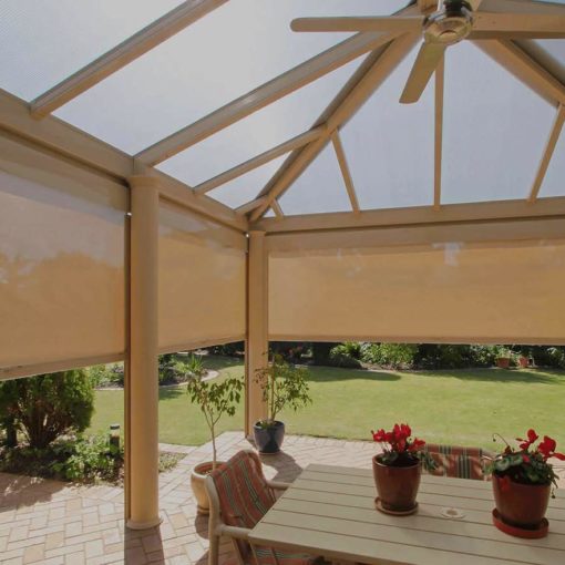 Michigan retractable patio screens