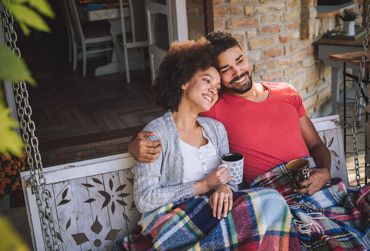 relax-motorized screens-weather protection